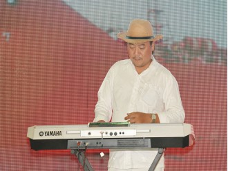 THE KEYBOARDIST